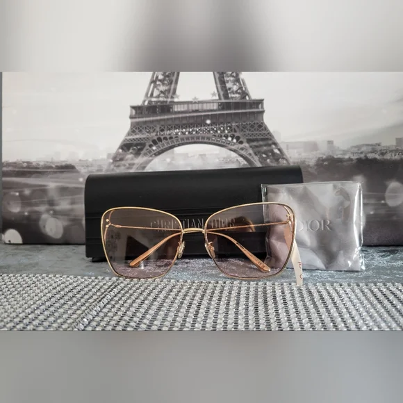 MissDior B2U Sunglasses by Dior-New W/Case - Picture 3 of 16